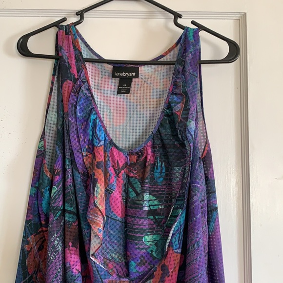 Lane Bryant, sleeveless top in floaty purple and blue tones - Picture 2 of 2